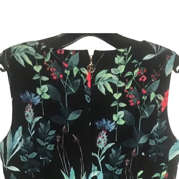 Tommy Hilfiger Floral Pleated Black, Green Red  Fit Flare Dress Size 6 - Picture 4 of 11